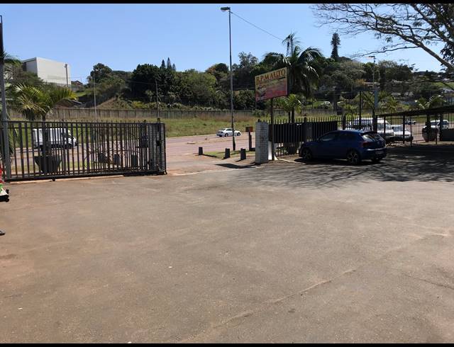 400M² WAREHOUSE RENTED IN BRIARDENE
